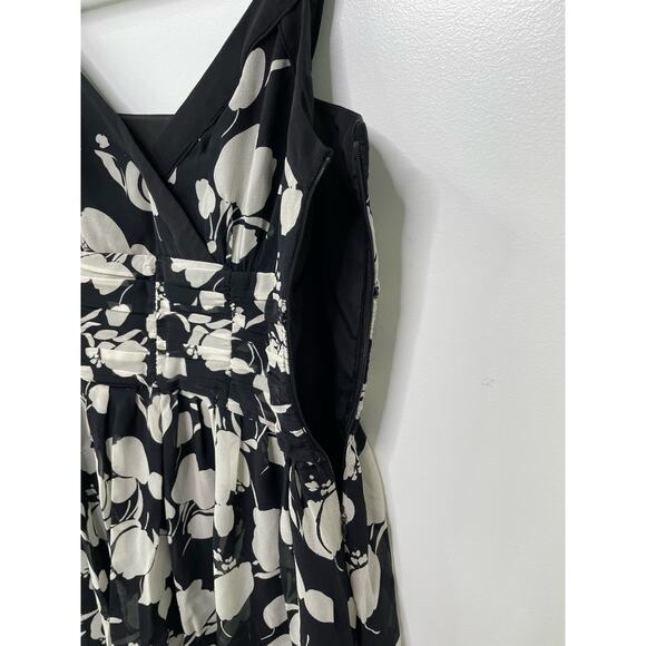 Ann Taylor Floral Dress 4 Floral Wide Straps V Neck Black White Sundress Career - Picture 13 of 15